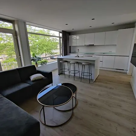 K50169 Modern Near The Center And Free Parking Apartment Eindhoven