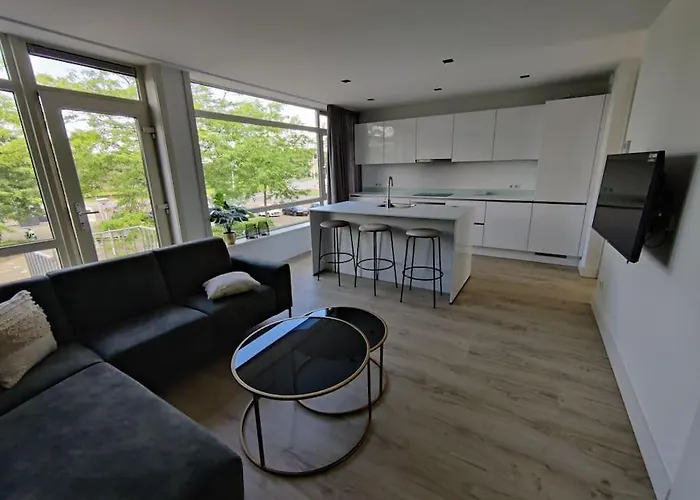 F 4p Free Public Parking Apartment Eindhoven